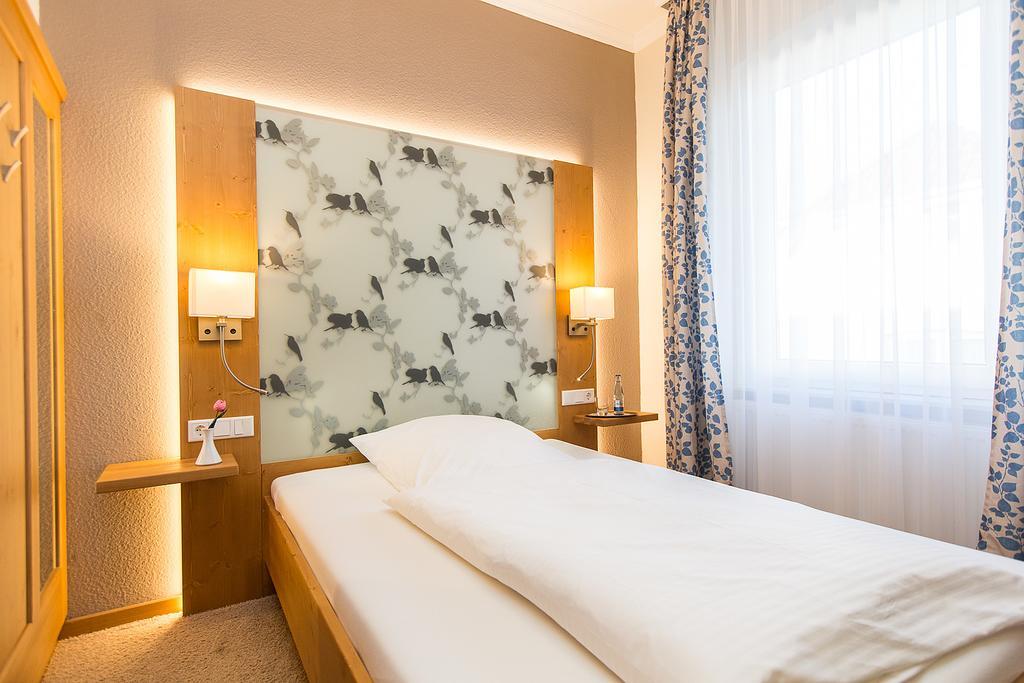לאוונבורג Hotel Bellevue חדר תמונה
