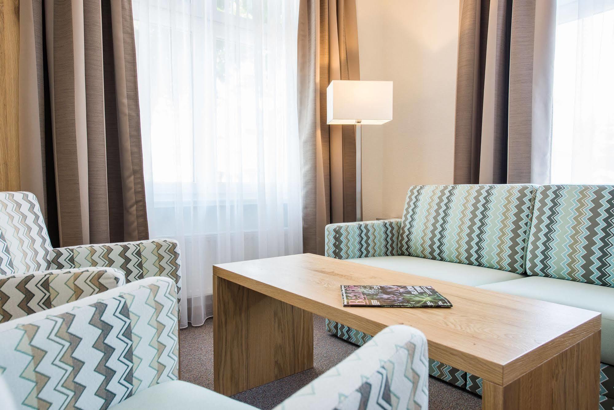 לאוונבורג Hotel Bellevue מראה חיצוני תמונה